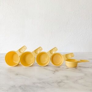 Vintage Tupperware Yellow Plastic Kitchen Cooking Measuring Cups Set of 5